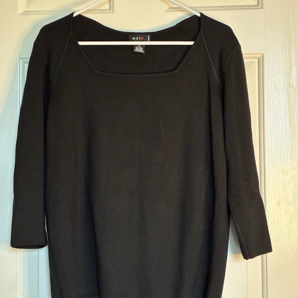 EVIE Elegant Black Square Neck Sweater